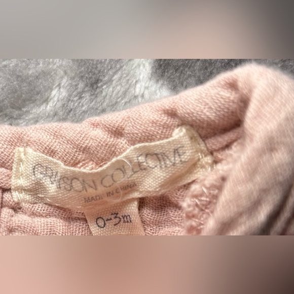 Grayson Collective Baby Smocked Gauze Bubble Romper & Wrap Top/Pants- Size 0-3M - Picture 4 of 7